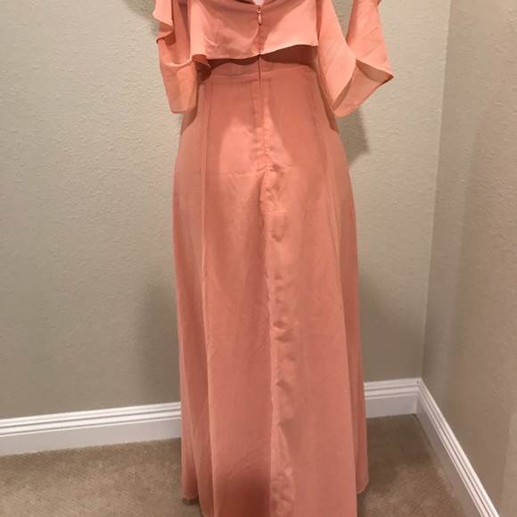 Peach colored dress - Picture 6 of 7